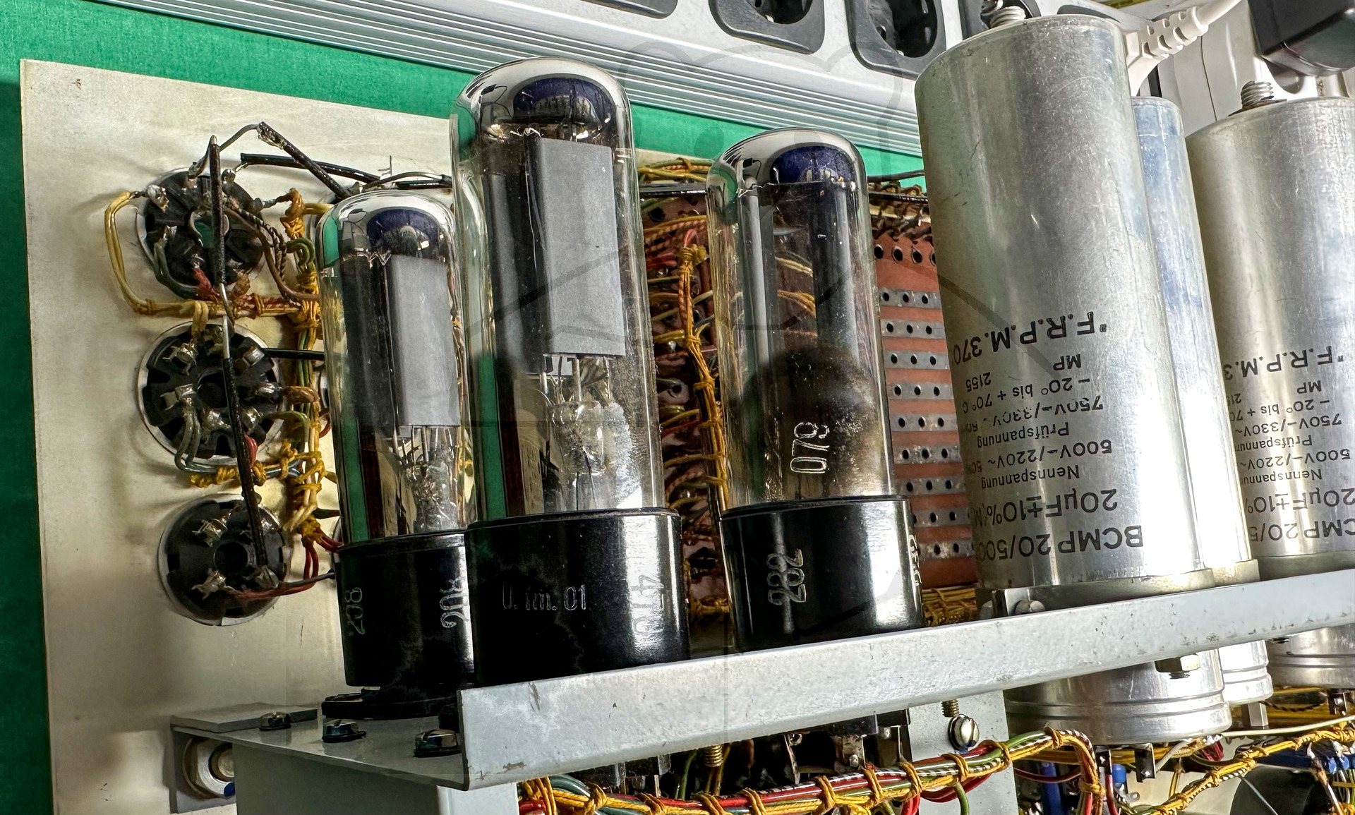 Neuberger RPM370-1 - Innenaufbau